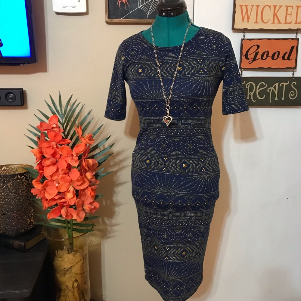 LuLaRoe Julia dress - Picture 2 of 8
